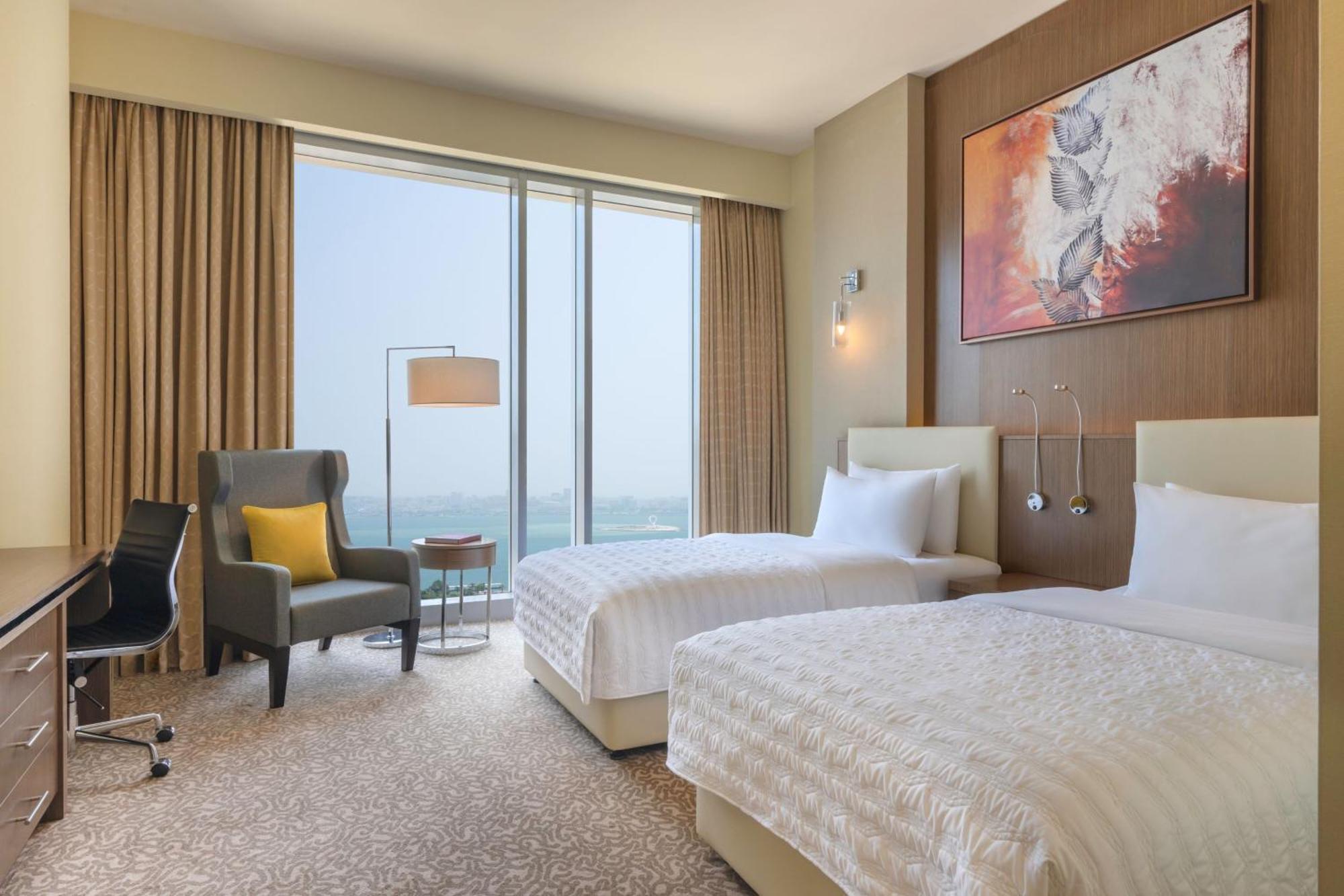 Le Meridien City Center Doha Exteriör bild