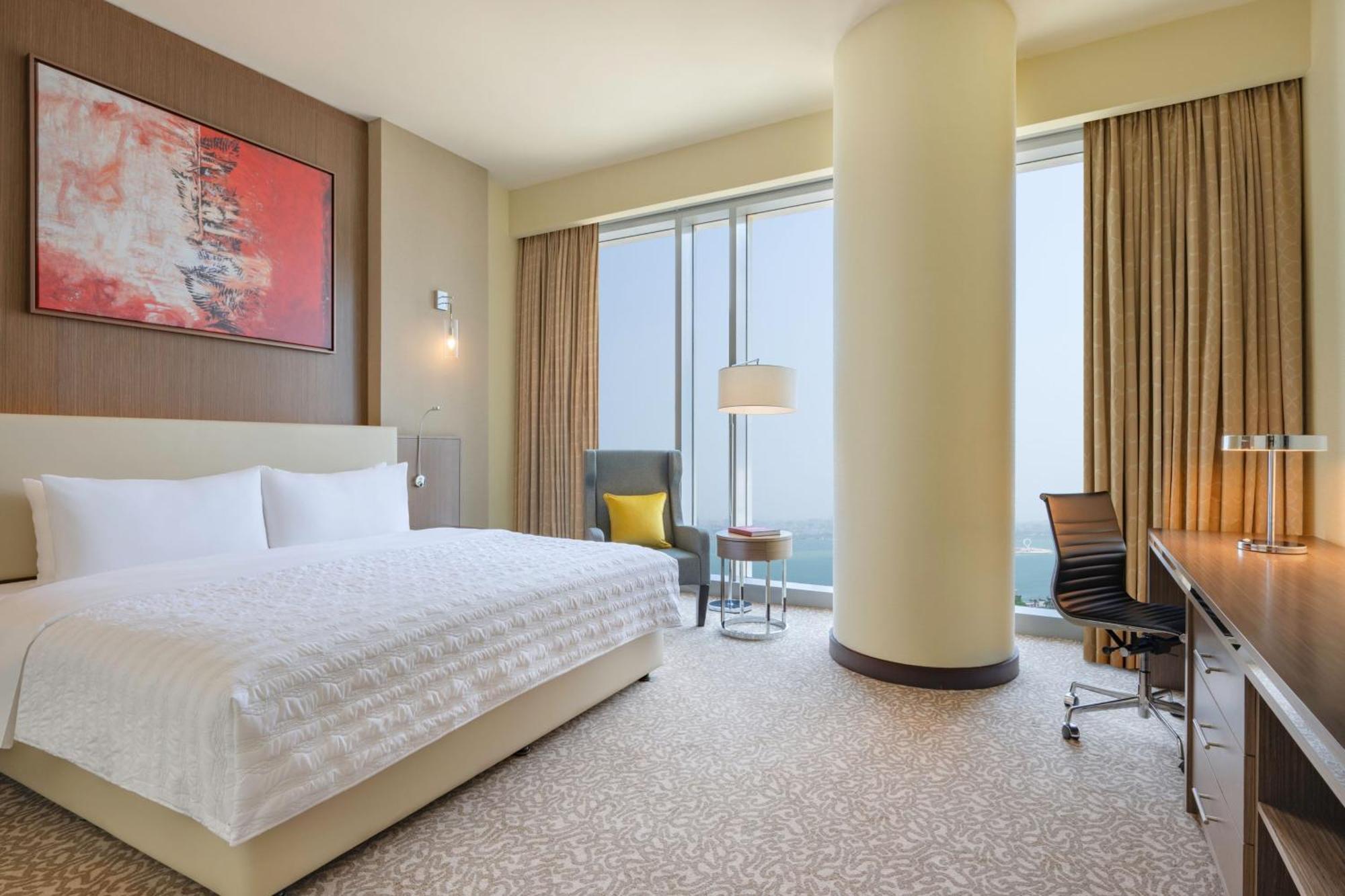 Le Meridien City Center Doha Exteriör bild